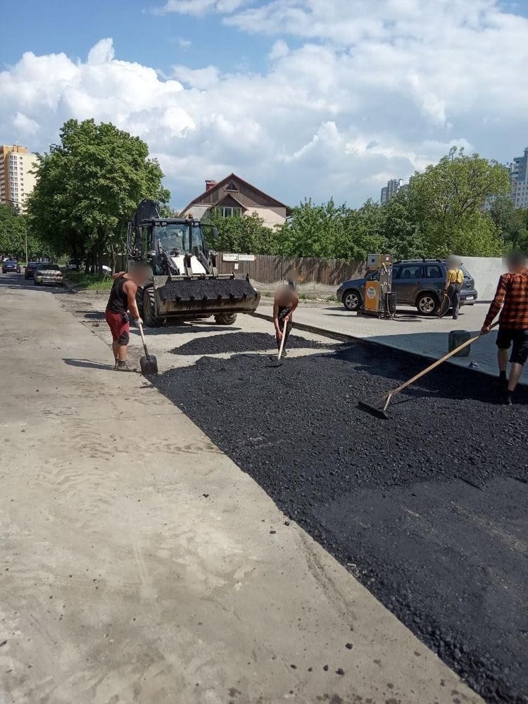 Укладка нового асфальта поверх старого покрытия